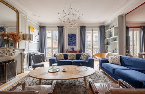 Champs-Elysees Apartment | 185 m² Apartment ∙ 5 bedrooms ∙ 8 guests