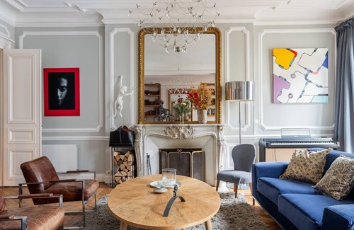 Champs-Elysees Apartment | 185 m² Apartment ∙ 5 bedrooms ∙ 8 guests