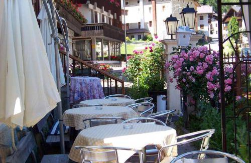 Val di Zoldo Hotel | 20 m² Hotel ∙ 7 guests