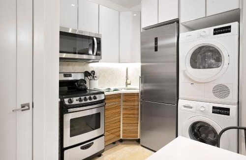Peter Cooper Village Apartment | 24-6 Gramercy area Newly reno Studio W D in unit