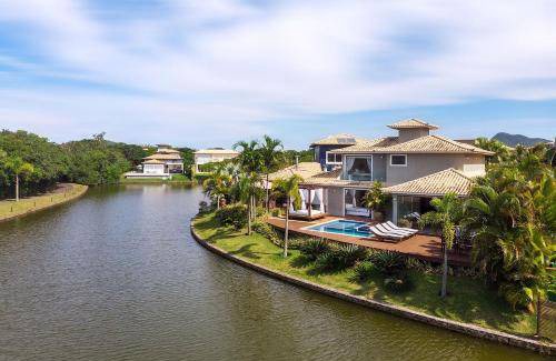 Praia Rasa House | 250 m² House ∙ 4 bedrooms ∙ 10 guests