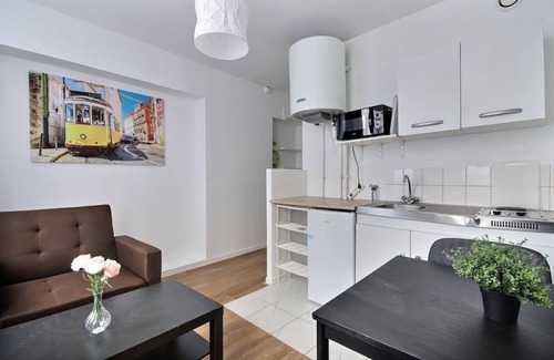 Porte-Saint-Martin Apartment | 28 m² Apartment ∙ 1 bedroom ∙ 2 guests
