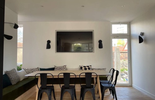 Petit-Ivry Resort | 280 m² Private room ∙ 1 bedroom ∙ 10 guests