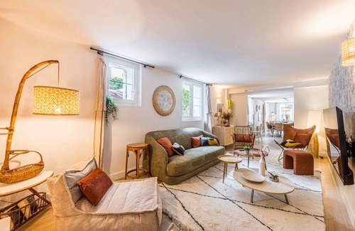 Alfortville Resort | 280 m² Private room ∙ 1 bedroom ∙ 1 guest