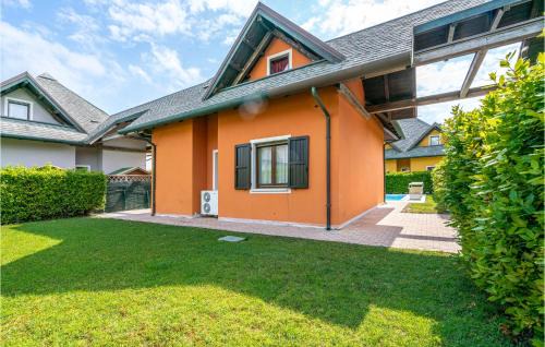 Isola Albarella House | 3 Bedroom Lovely Home In Albarella Ro