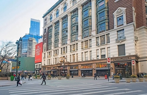 Koreatown House | 3 Units in Convenient Location! Few Steps Away to Empire State Building!