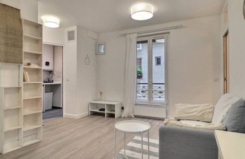 Quartier de Rochechouart Apartment | 34 m² Apartment ∙ 1 bedroom ∙ 2 guests