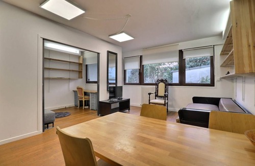 Hopital Saint-Louis Apartment | 37 m² Apartment ∙ 2 guests