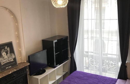 Quartier de Rochechouart Apartment | 37 m² Apartment ∙ 2 bedrooms ∙ 4 guests