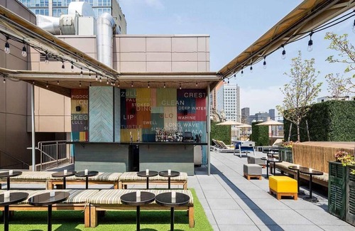 Rose Hill Hotel | 4 Family-friendly Superior Queen Rooms at the Royalton Park Avenue, Rooftop Pool