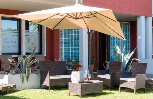 Castel d'Azzano Bed & Breakfast | 40 m² Bed and breakfast ∙ 10 guests