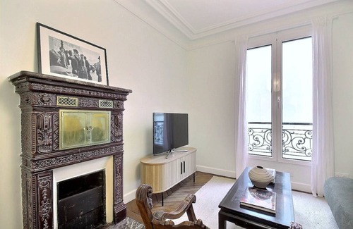Quartier de Rochechouart Apartment | 41 m² Apartment ∙ 1 bedroom ∙ 2 guests