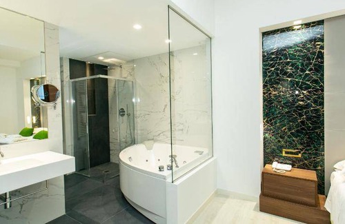 Abano Terme Hotel | 49 m² Hotel ∙ 127 guests