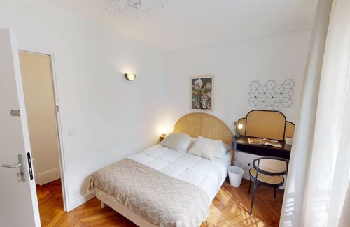 Quartier de Rochechouart Resort | 50 m² Private room ∙ 1 bedroom ∙ 1 guest