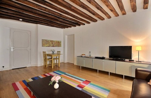 Les Halles Apartment | 59 m² Apartment ∙ 1 bedroom ∙ 2 guests
