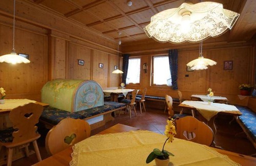 Livinallongo del Col di Lana Apartment | 63 m² Serviced apartment ∙ 2 bedrooms ∙ 7 guests