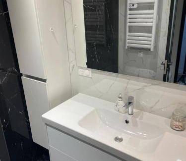 Gagny Apartment | 72 m² Apartment ∙ 1 bedroom ∙ 6 guests