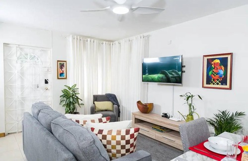 Beverly Hills Apartment | 75 m² Apartment ∙ 2 bedrooms ∙ 4 guests
