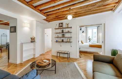 Val-de-Grace Apartment | 80 m² Apartment ∙ 4 bedrooms ∙ 8 guests