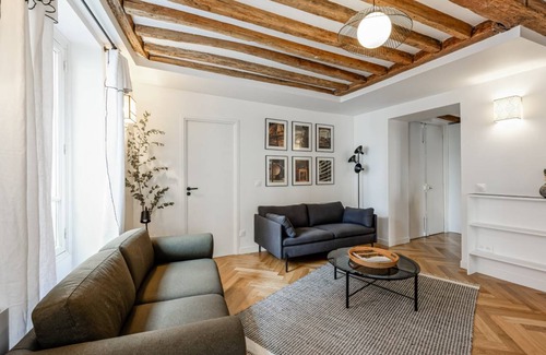 Val-de-Grace Apartment | 80 m² Apartment ∙ 4 bedrooms ∙ 8 guests