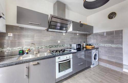 Alfortville Apartment | 80 m² Apartment ∙ 3 bedrooms ∙ 6 guests