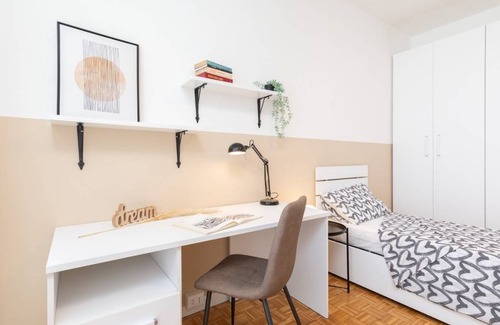 Historic Centre Other | 94 m² Shared room ∙ 1 bedroom ∙ 1 guest