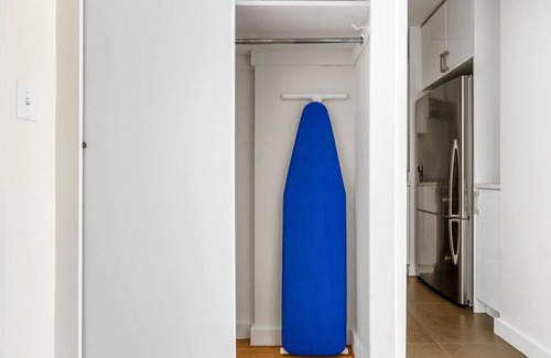 Midtown East Apartment | Amazing Midtown East 1BR w/DM, nr UN by Blueground