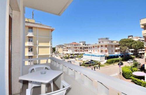Bibione Lido del Sole Apartment | Apartment Residence Ranieri-2 by Interhome