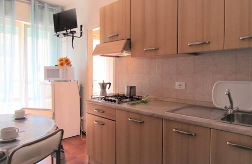 Bibione Apartment | Apartment with balcony 100m from the sea
