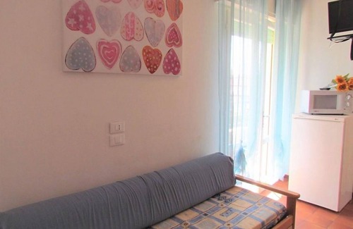 Bibione Apartment | Apartment with balcony 100m from the sea