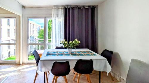 Fontenay-aux-Roses Apartment | Appartement 3 pièces à seulement 5km de Paris - for 2 to 7 Guests !