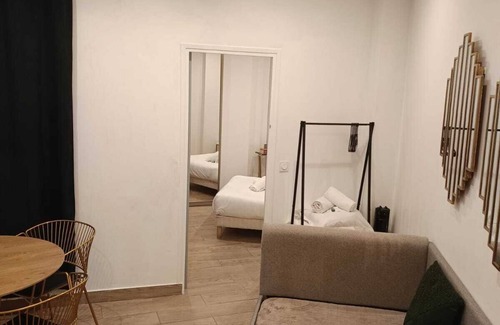 Hopital Saint-Louis Apartment | Appartement Familal sur 10éme arrondissement
