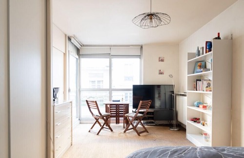 Plaisance Apartment | Apt with BALCONY near ALESIA