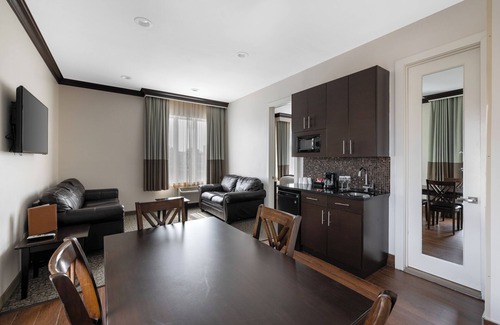 Bedford-Stuyvesant Apartment | Aura Hotel Brooklyn