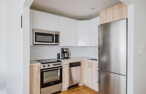 Garment District Apartment | Blueground | Hudson Yards, AC, w/d, nr station