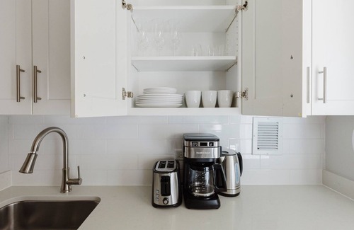 Kips Bay Apartment | Blueground | Kips Bay, pool & gym, nr Empire