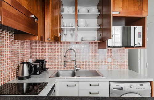 Quartier de la Monnaie Apartment | Blueground | Porte Dauphine, elev, nr metro