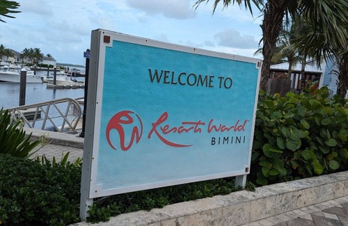 Alice Town House | Boat Slip Rental- Fisherman Village, Bimini Bay