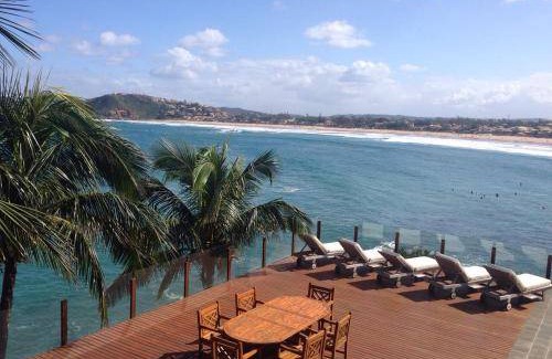 Ferradurinha House | 1200 m² House ∙ 5 bedrooms ∙ 14 guests