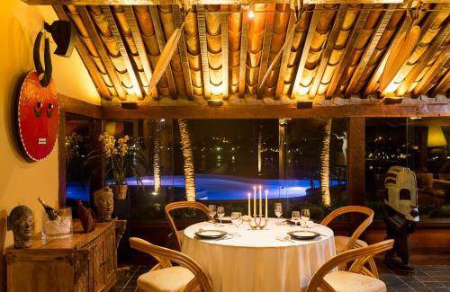 Ferradurinha House | 1200 m² House ∙ 5 bedrooms ∙ 14 guests