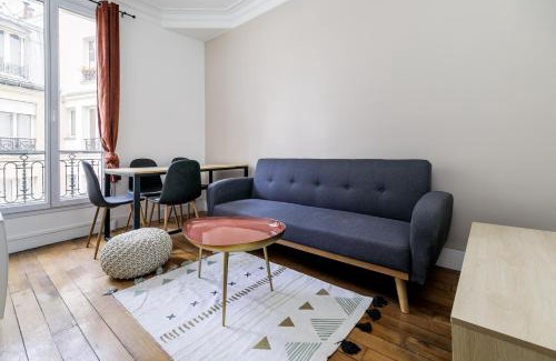 Quartier de Rochechouart Apartment | Bridgestreet - Opera Montmartre