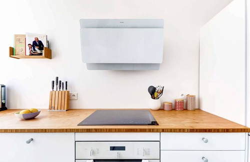 9th Arrondissement Apartment | Bright 2BR in Montmartre - Near Sacré-Cœur & Opera