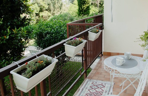 Cavalcaselle Apartment | Bright apartment just minutes from Peschiera del Garda and Gardaland
