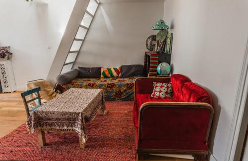 Belleville Apartment | Bright atypical duplex in Menilmontant