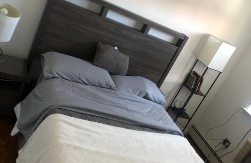 Queens Apartment | Casa de Geo