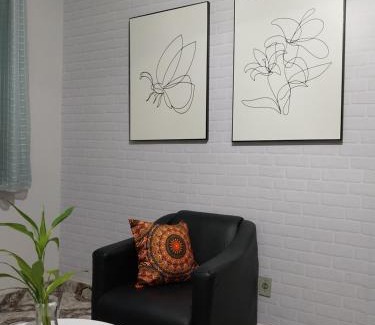 Campos House | Casa espaçosa com Wi-Fi, garagem para 2 veículos e área externa em Campos dos Goytacazes