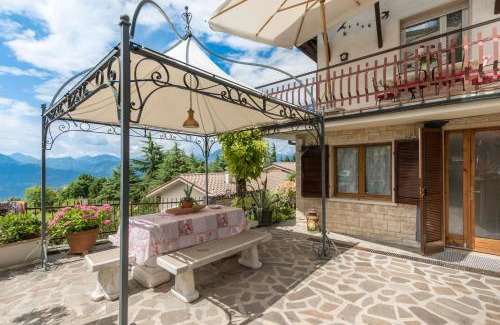San Zeno di Montagna Apartment | Casa Heli II