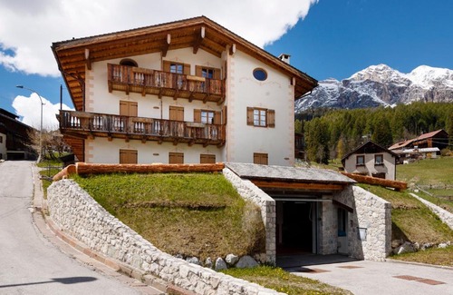 Cortina d'Ampezzo Apartment | Chalet Ronco - Stayincortina
