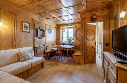 Cortina d'Ampezzo Apartment | Chalet Ronco - Stayincortina