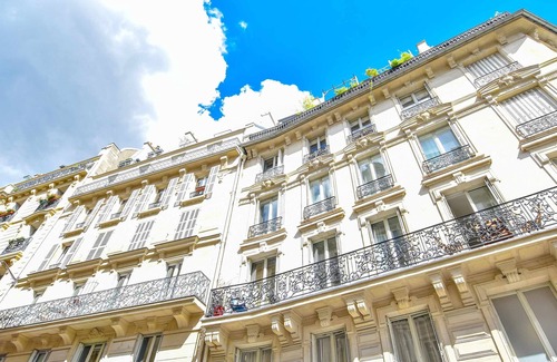 Quartier de Rochechouart Apartment | Charmant appartement - 3BR/8P - South Pigalle